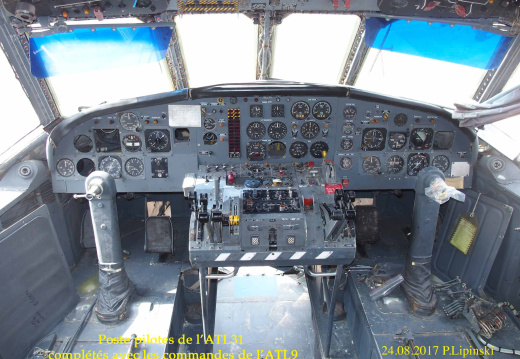 2017 08 24 CHAN-PL ATL31 P8243695 TxL Poste pilote complete par commandes moteurs    non